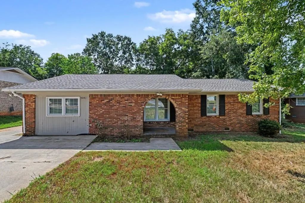 5041 W Mountain Street, Stone Mountain