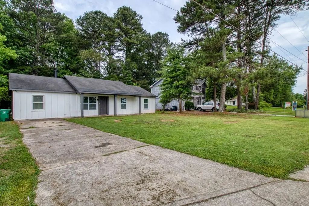 1107 Panola Road, Stone Mountain