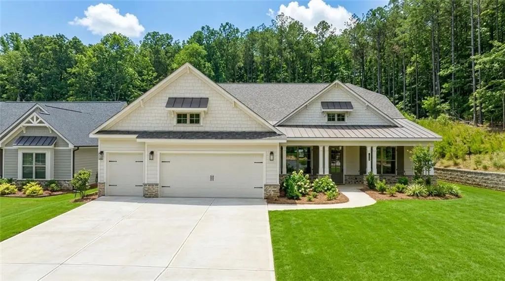 608 Highgrove Circle, Canton