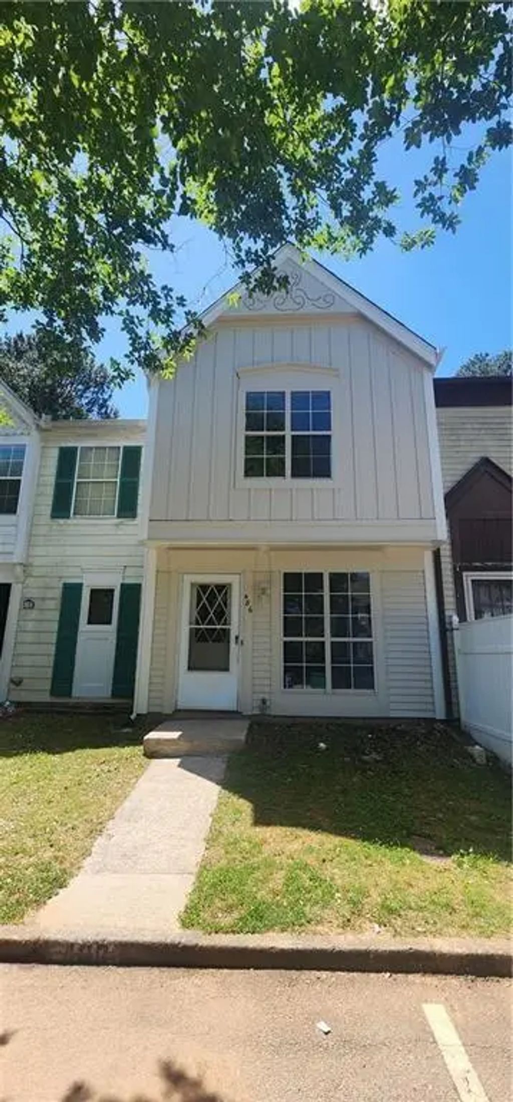 486 Prince Of Wales, Stone Mountain