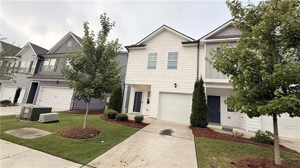 7085 Gladstone Circle, Stonecrest