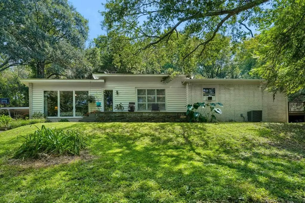 615 Spring Street, Villa Rica