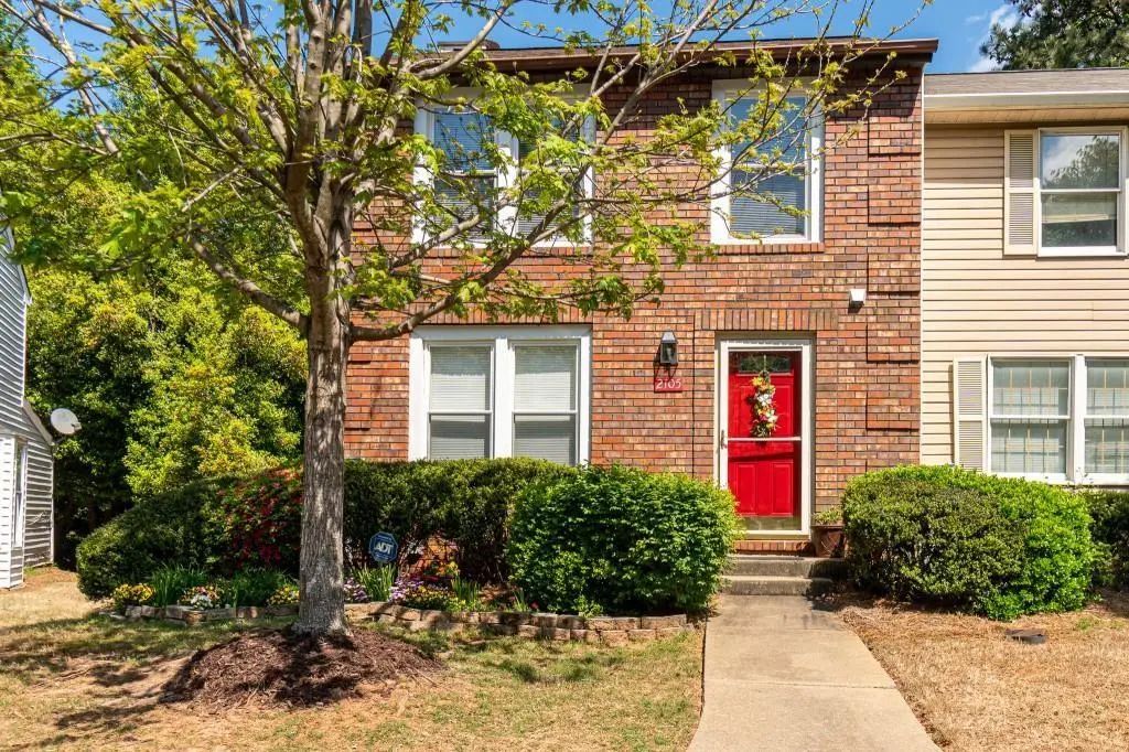 2105 Fairways Court Nw, Kennesaw