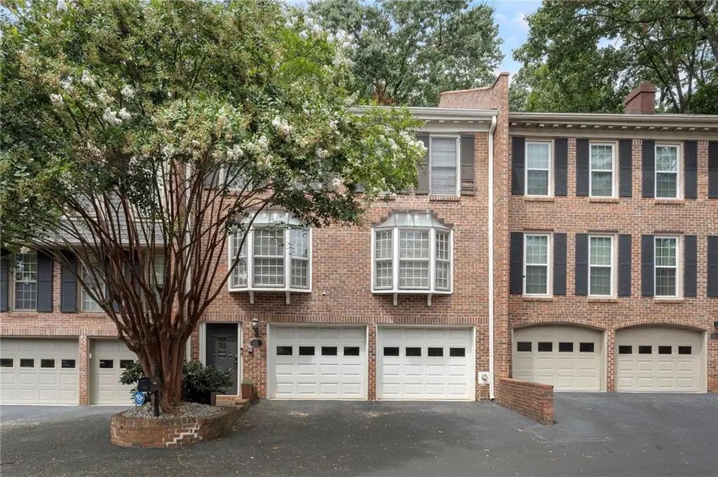 326 The Chace, Sandy Springs