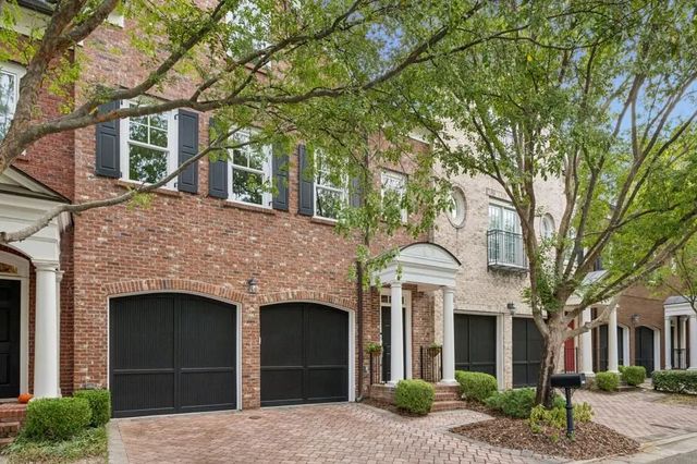3313 Buckhead Forest Mews Ne, Atlanta