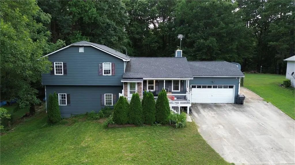 2740 Old Ivy Court, Buford