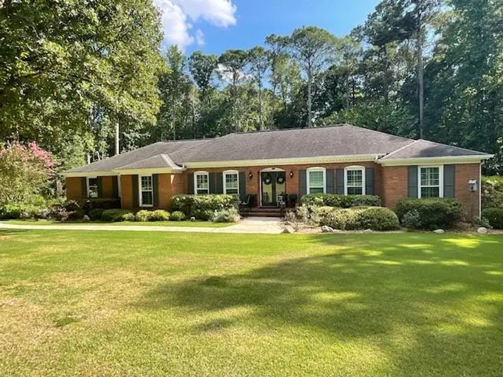 2031 Tallwood Place, Griffin