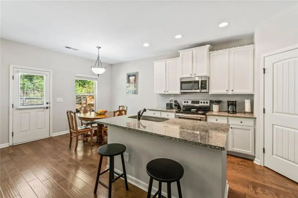 331 Bryndemere Drive, Dawsonville