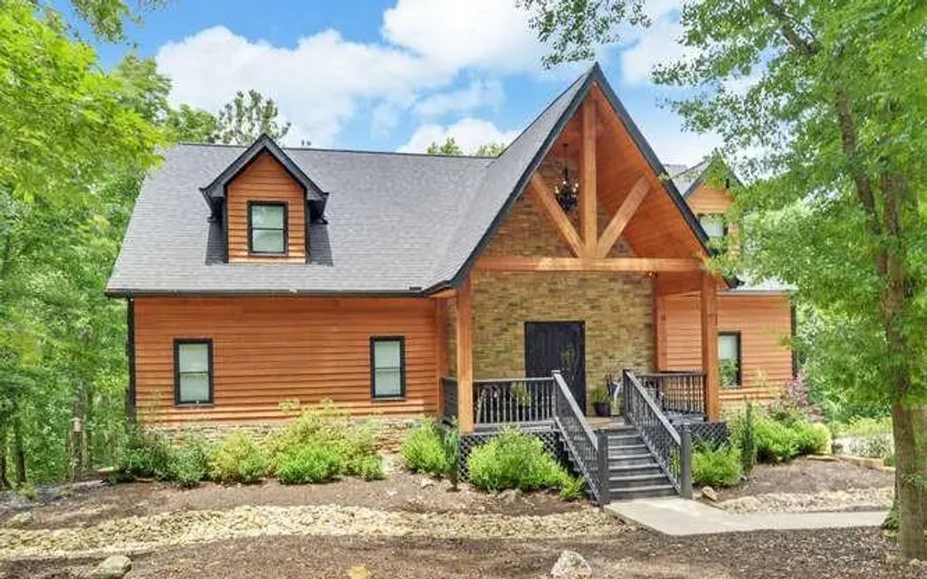 1330 Mccannon Morris Road, Hull
