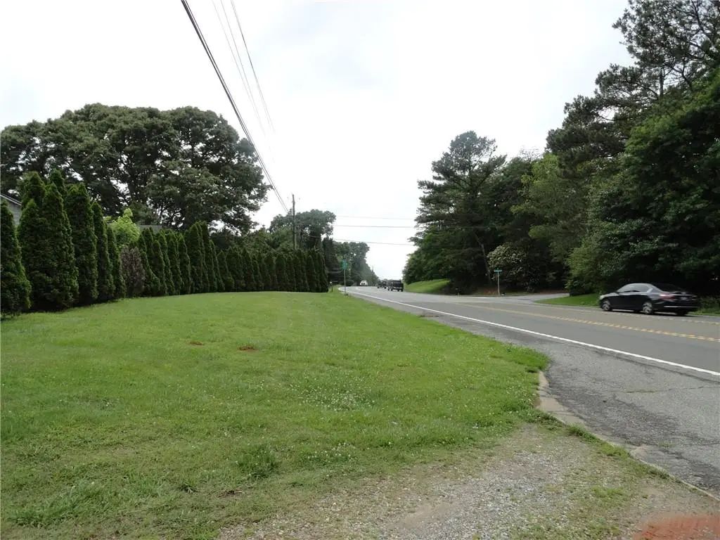 8664 Cumming Highway, Canton