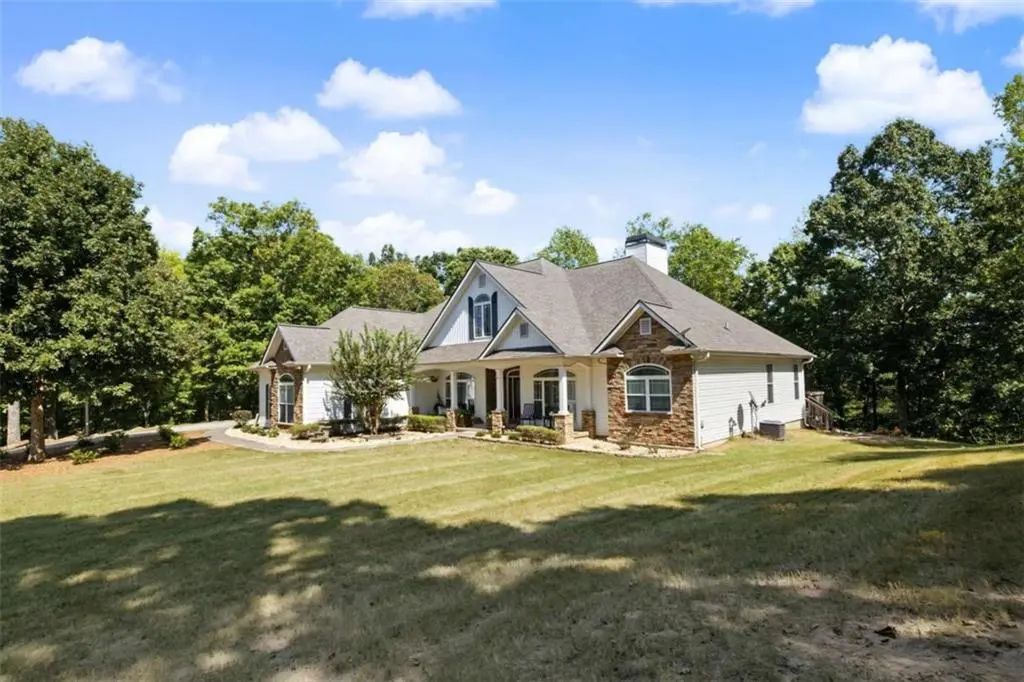553 Bud Davis Road, Newnan
