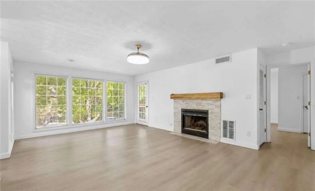 204 Berkeley Woods Drive, Duluth