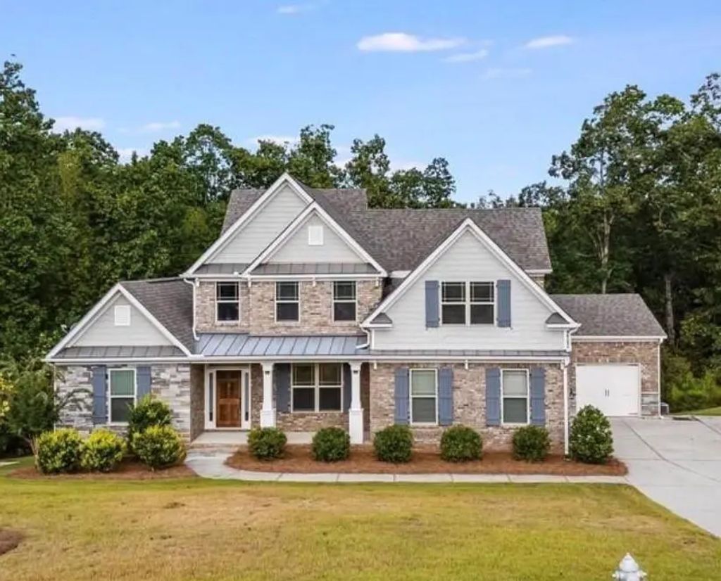 5473 Oconee Drive, Douglasville