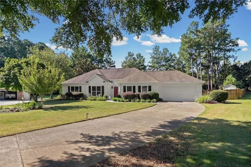 440 Allenbrook Court, Roswell