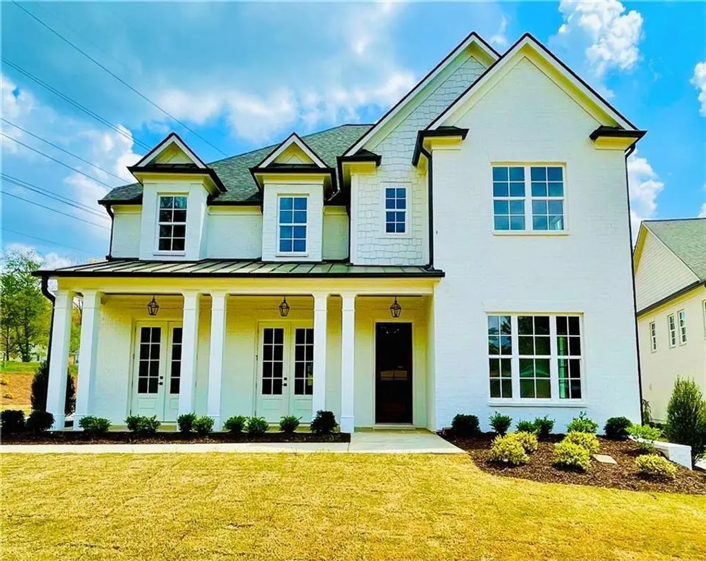 212 Suwanee Avenue, Suwanee