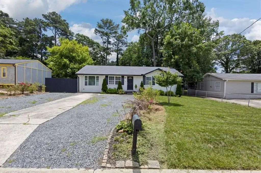 255 Hummingbird Way, Riverdale