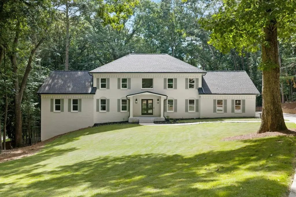 8140 Habersham Waters Road, Sandy Springs