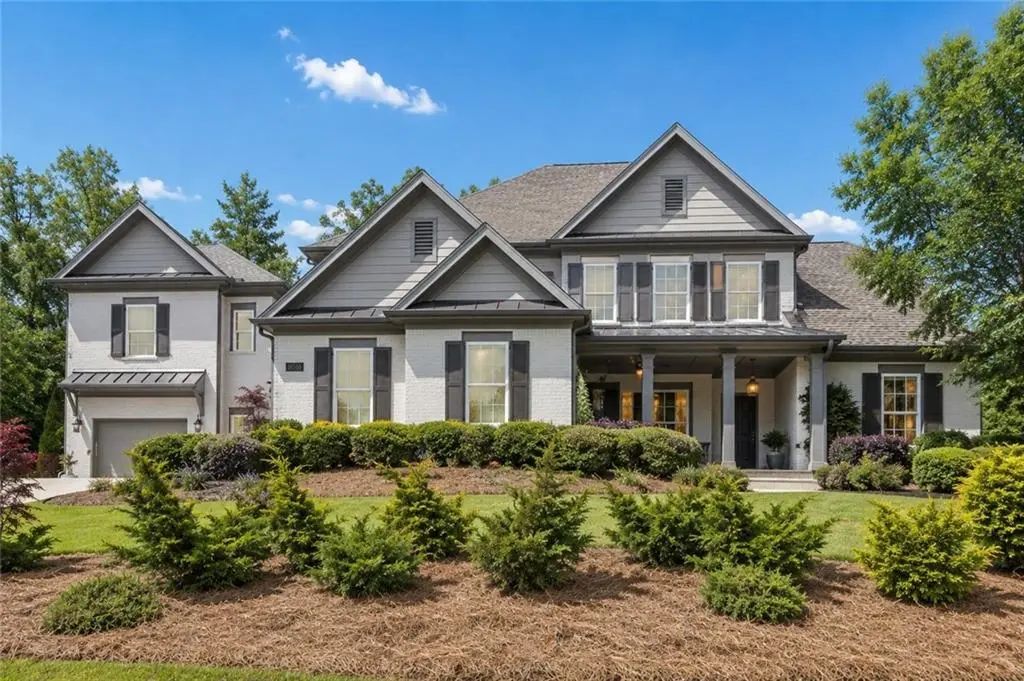 16165 Grand Litchfield Drive, Roswell