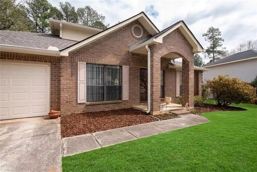 1980 Hunters Ridge Drive, Lawrenceville