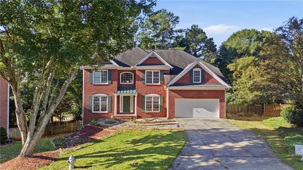 1832 Shores Ridge Court, Suwanee