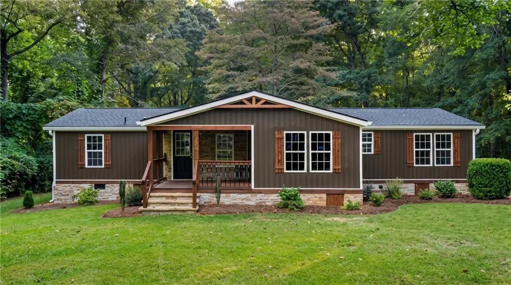 116 Southside Drive, Villa Rica