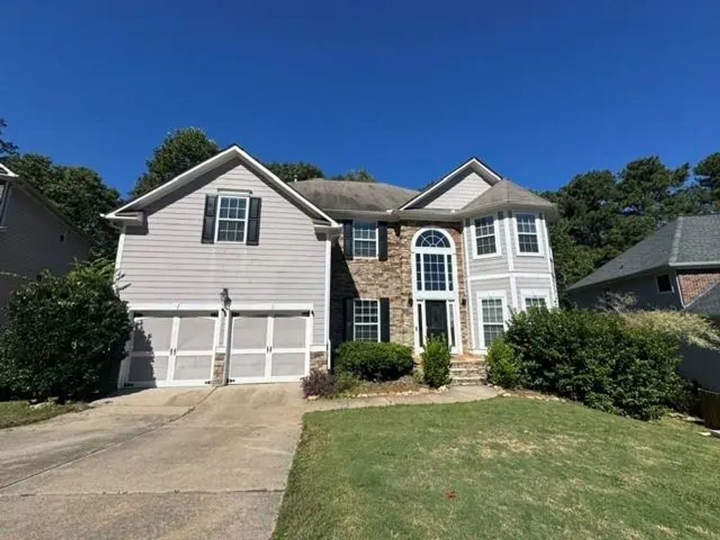 536 Blue Mountain, Canton