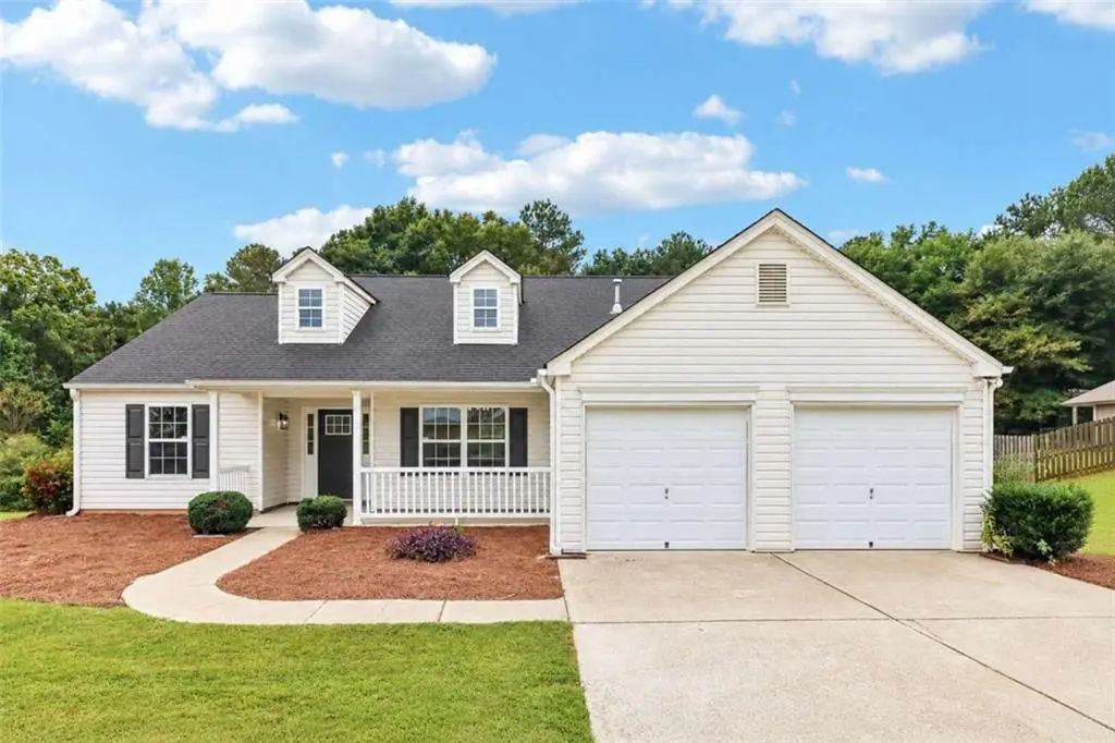 8435 River Hill Commons Drive, Ball Ground