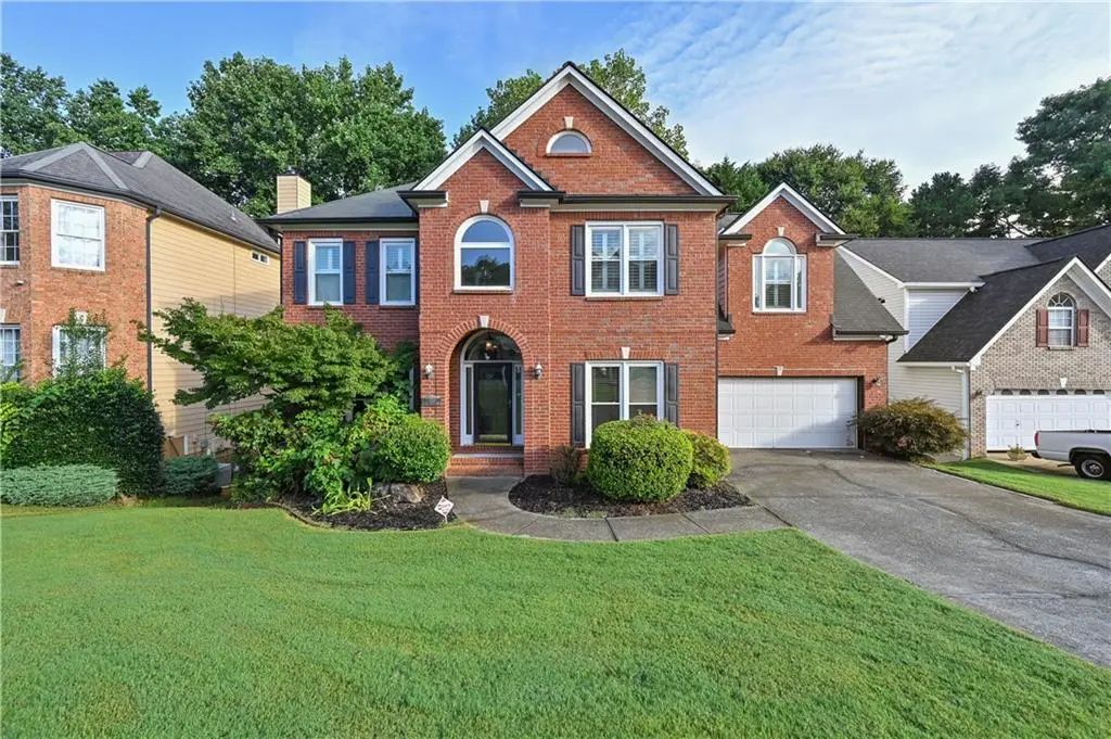 230 Ridge Bluff Lane, Suwanee