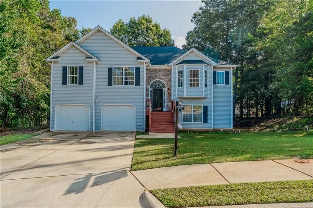 6160 Queensdale Drive, Douglasville