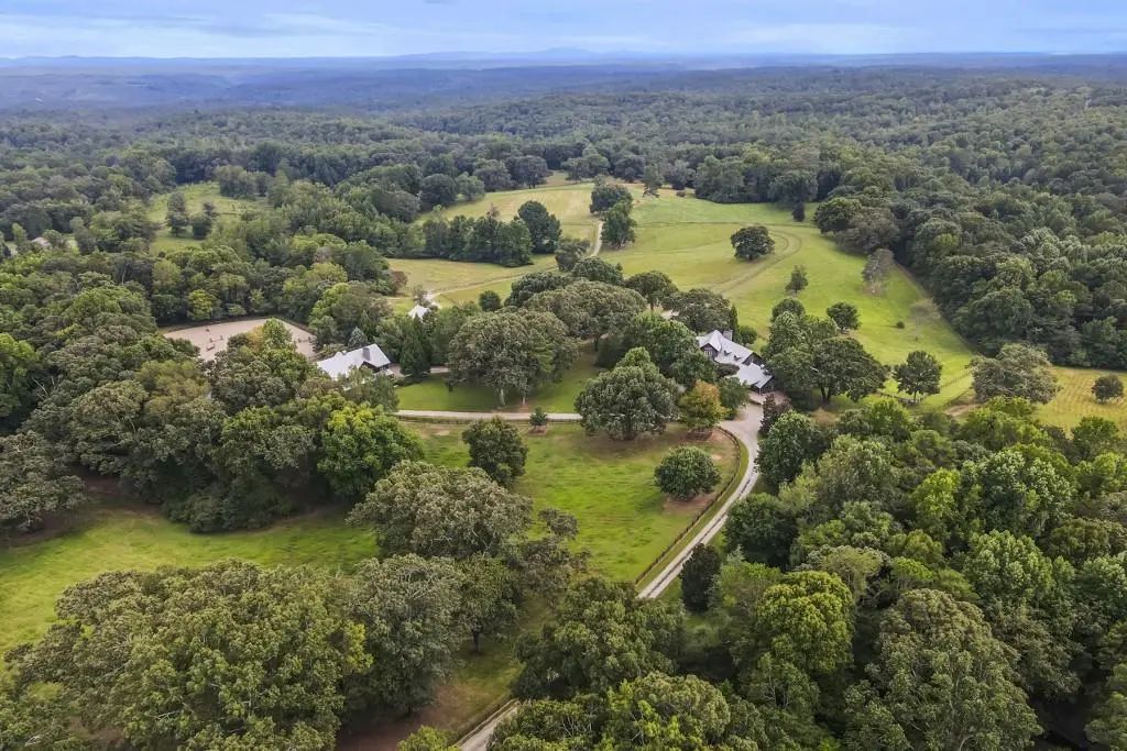 683 Duck Thurmond Road, Dawsonville