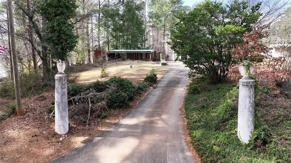 7275 Bishop Road, Fairburn