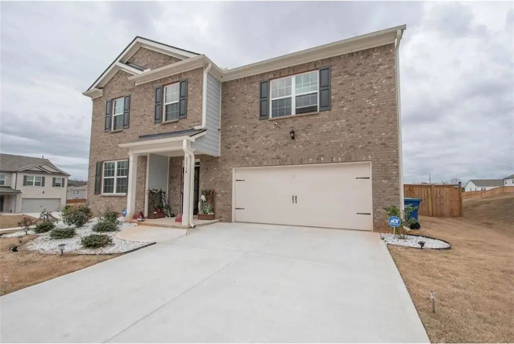 2718 Serena Way, Atlanta