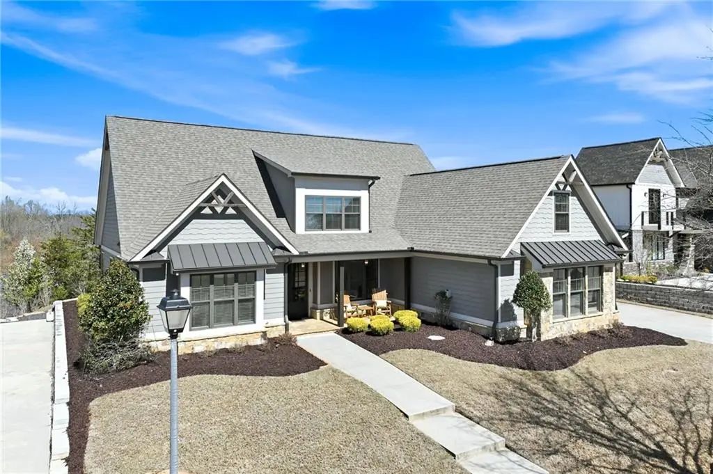 6878 S Bluff Court, Gainesville