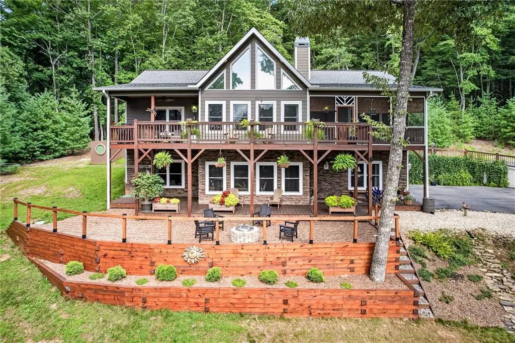 107 Old Birch Court, Blairsville