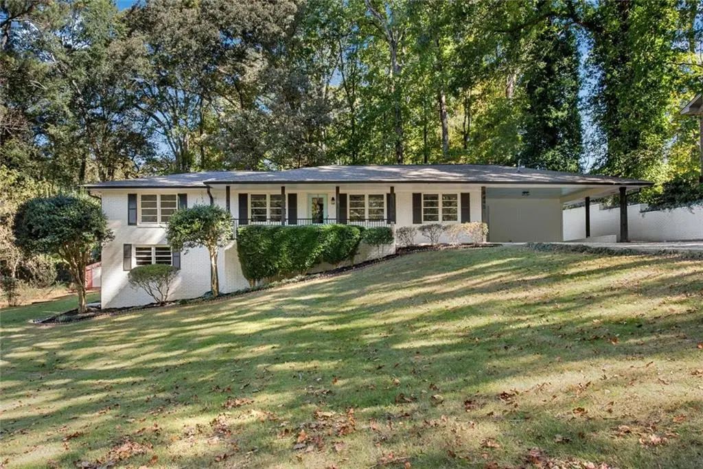 6445 Sherwood Trail, Austell