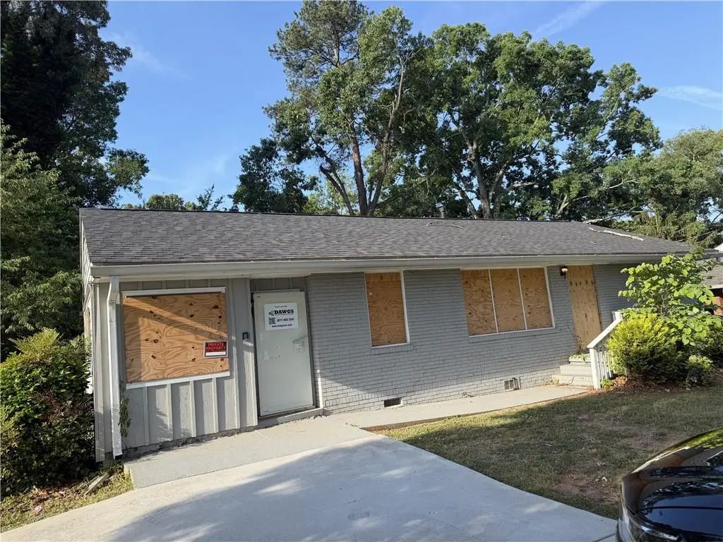 4881 Glenwood Road, Decatur