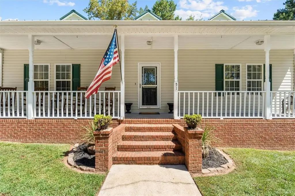 51 Moon Road, Waco