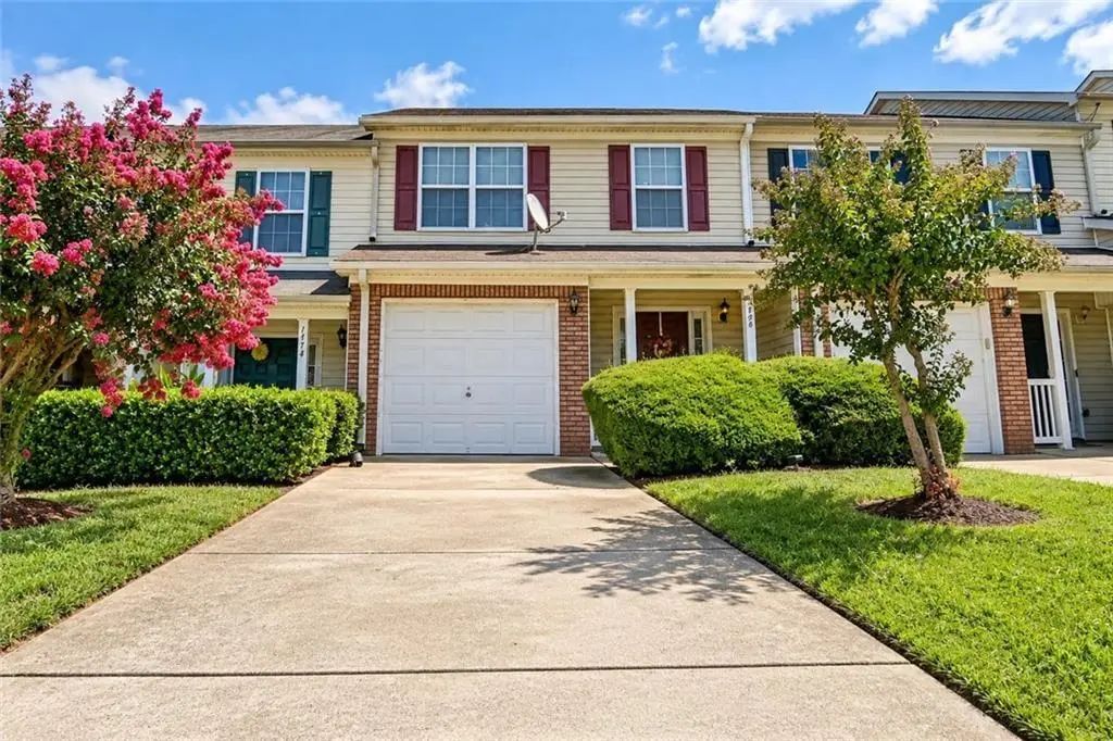 1476 April Lane, Morrow