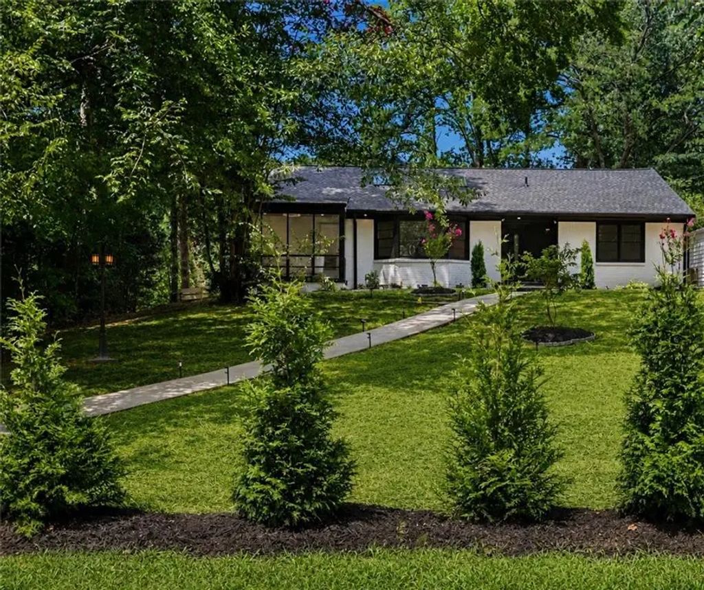 1446 Briarcliff Rd. Road Ne, Atlanta