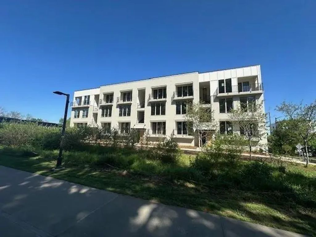 Unit 84 - 924 Hughley Circle, Atlanta