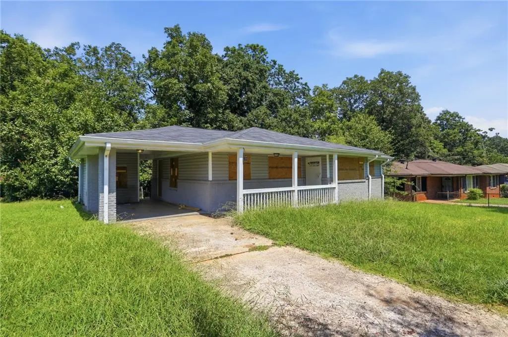 2824 Lynda Place, Decatur
