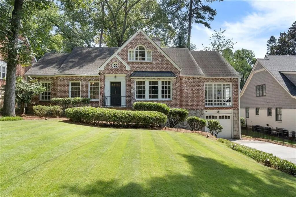 383 E Wesley Road Ne, Atlanta