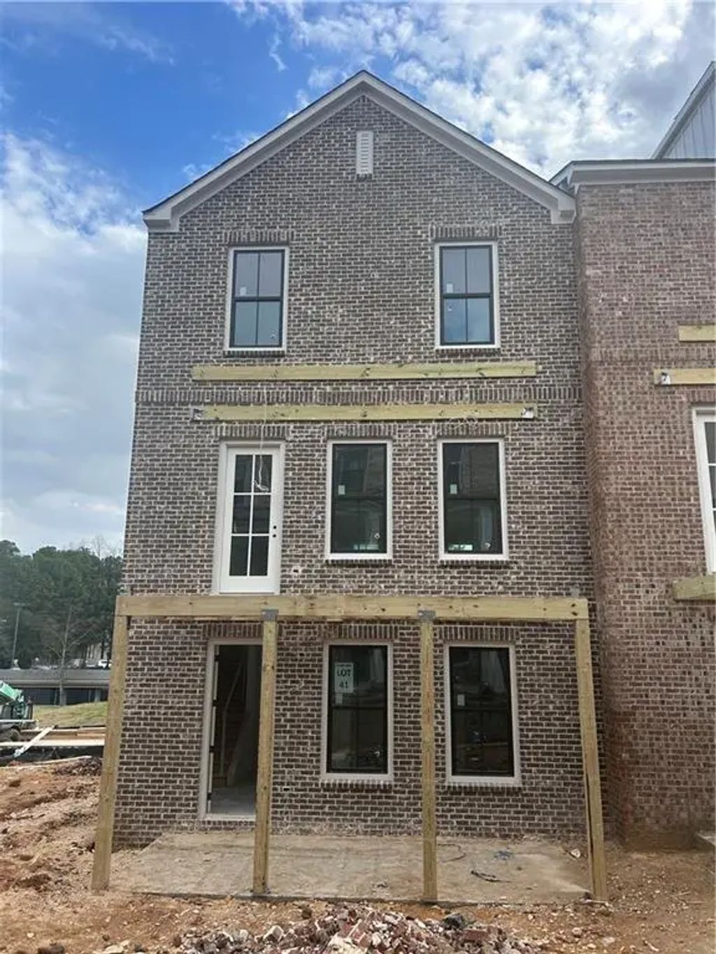 Unit 45 - 2213 Wexford Drive, Brookhaven