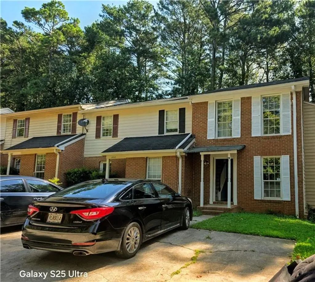 852 Glynn Oaks Drive, Clarkston