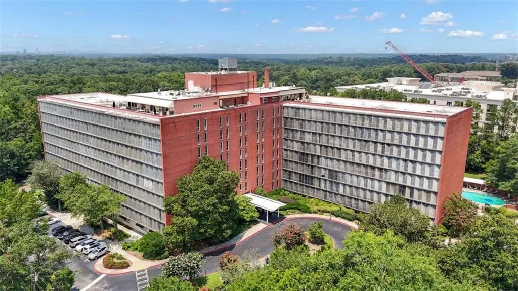 Unit #619 - 3060 Pharr Court North Nw, Atlanta