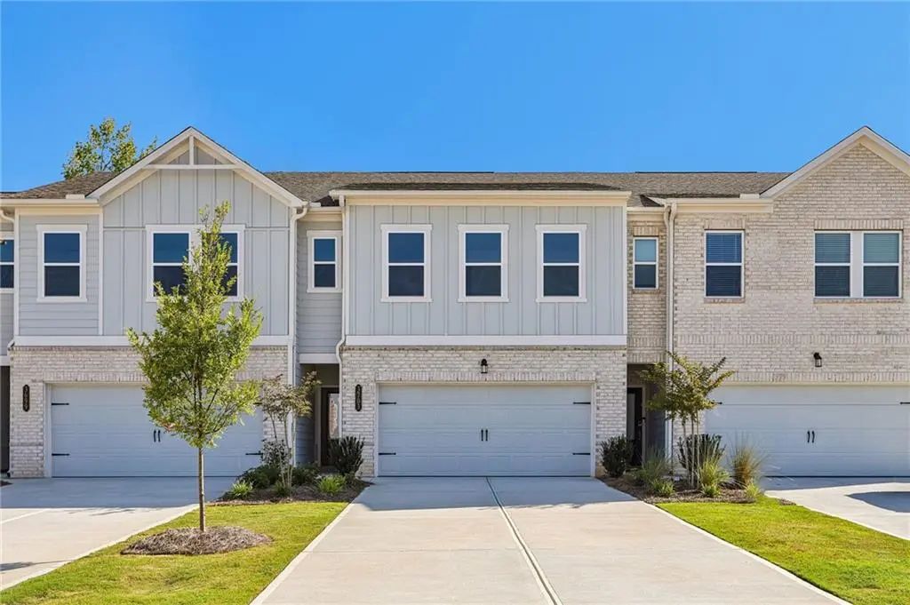 3703 Sagecrest Drive, Buford