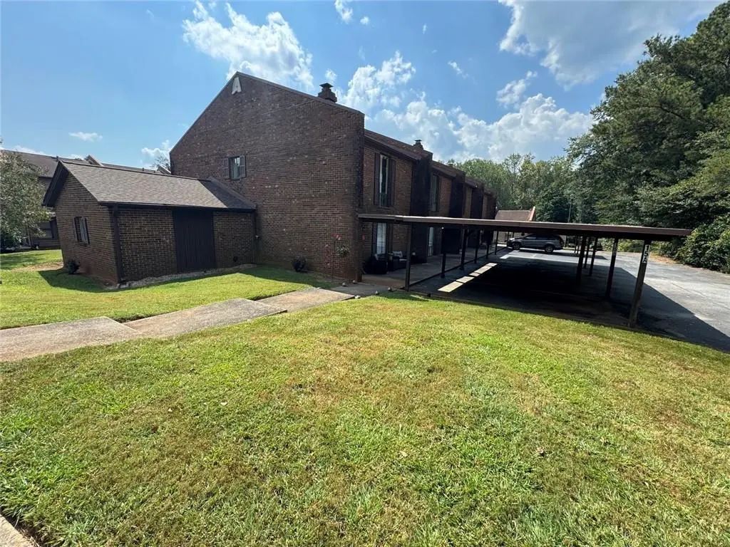17 A Little Mountain Village, Ellenwood