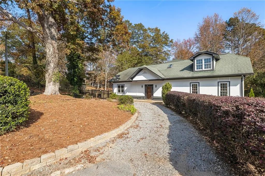 14440 Cogburn Road, Alpharetta