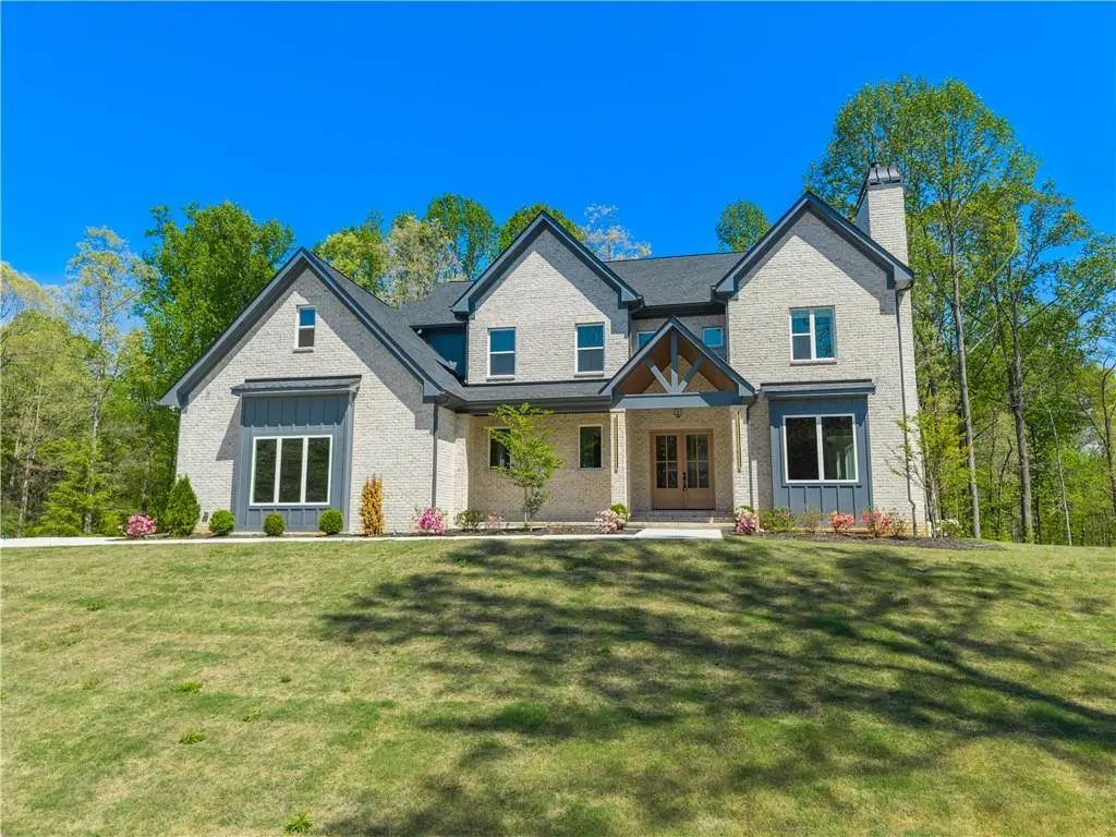 1136 Lexington Ridge Road, Hoschton