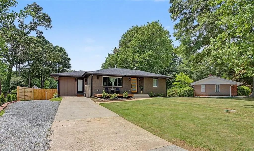 3590 Crestview Drive Se, Smyrna